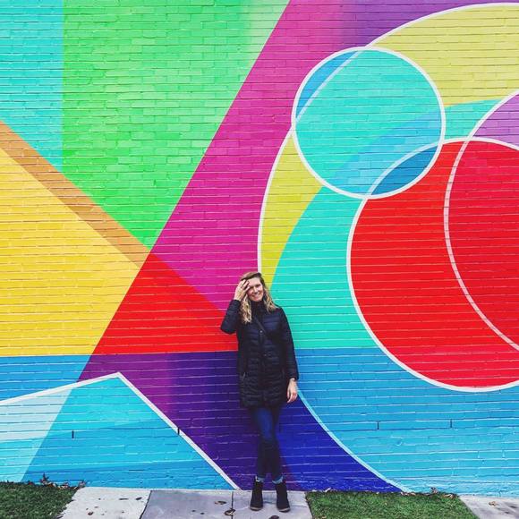 Meet your Posher, Jennifer - Picture 1 of 1